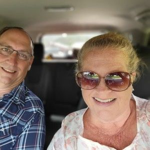 Meet your Posher, Debbie